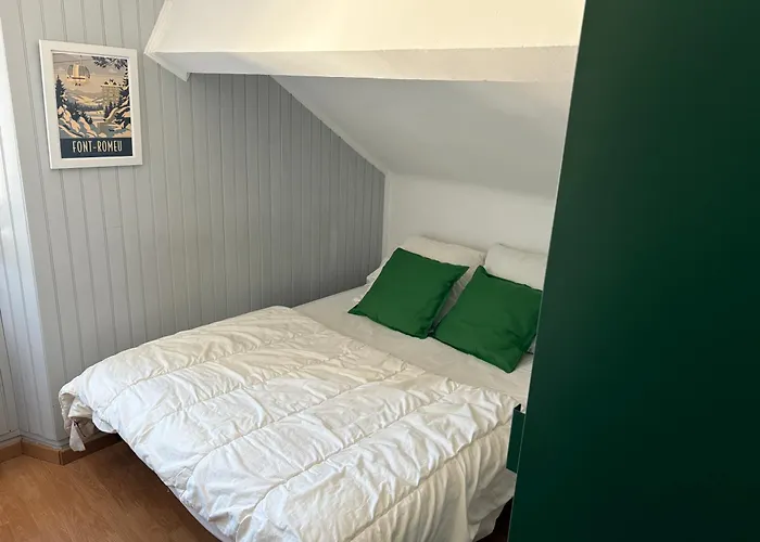 Omiria 1700 Romeu Apartment *